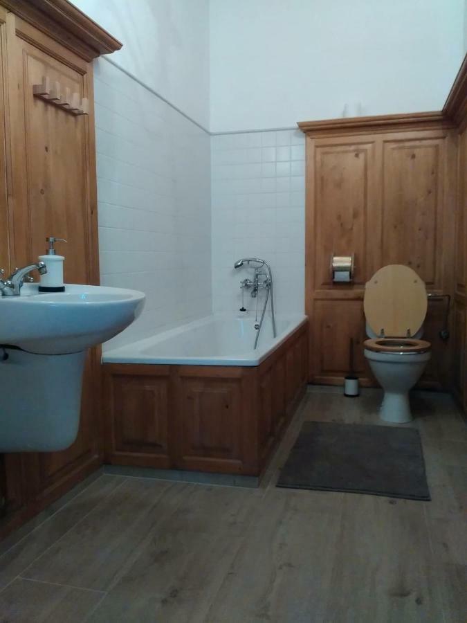 Bucicky Mlyn Hotel Rozdalovice Luaran gambar